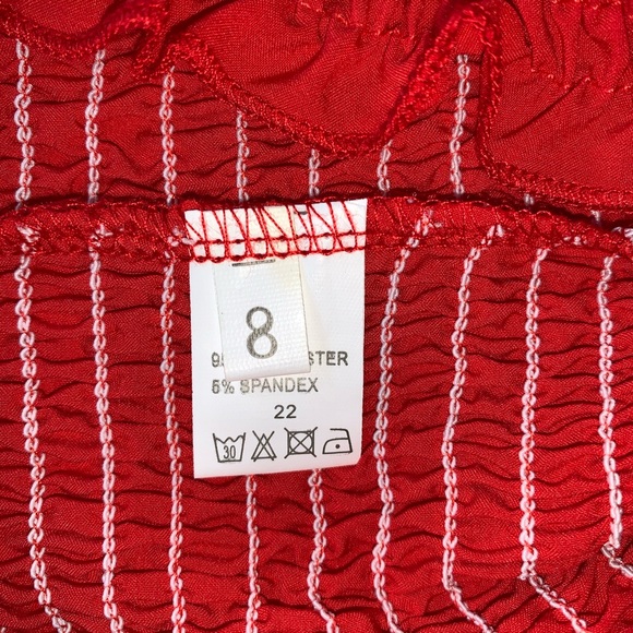 Kamissy Frill Smocked Crop Tank Red Size 8 - Picture 13 of 14